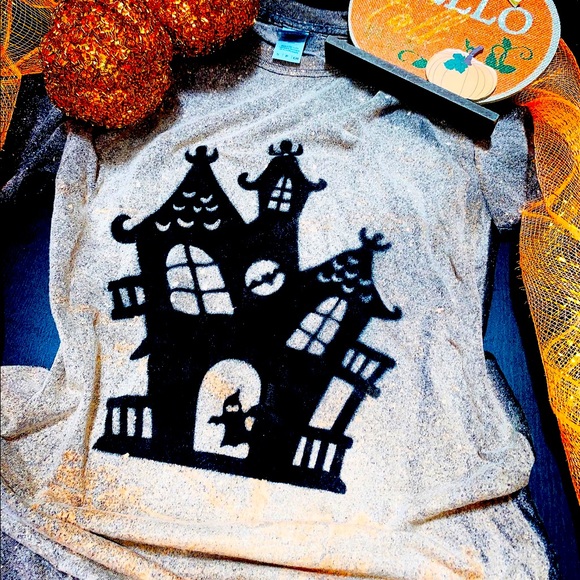 Tops - Hi my lil girl is 15 an wants to sell these tees